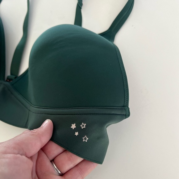 Aerie Real Me Full Coverage Wireless Bra Sycamore Green Size 38C NWOT - Picture 2 of 8